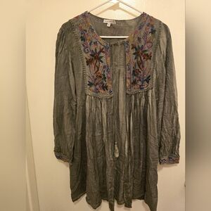 Crosstree Lane Embroidered Open Front Tassel Tie Cover Up NWOT Small